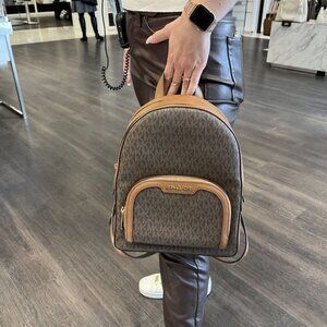 MICHAEL KORS Jaycee Medium Logo Backpack 35S2G8TB2B